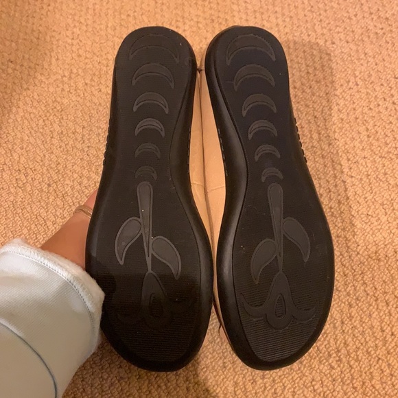 Bass begonia flats beige worn once - Picture 4 of 6